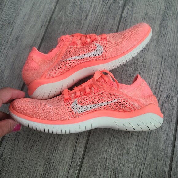 Nike Free RN Flyknit 2017 Women’s Running Shoes Size 6.5 Coral Pink White - Picture 8 of 11